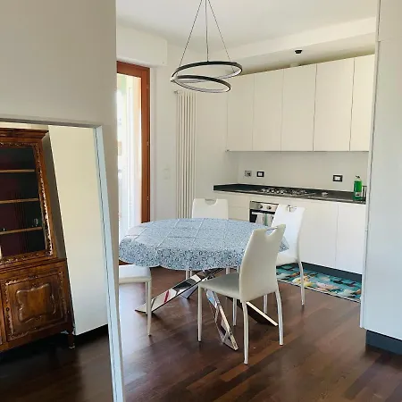 Attico Vista E Fronte Mare Zaffiroblu Con Posto Auto *