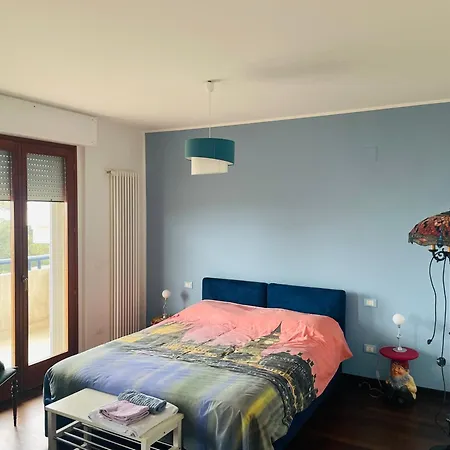 Attico Vista E Fronte Mare Zaffiroblu Con Posto Auto Lägenhet Montesilvano Marina