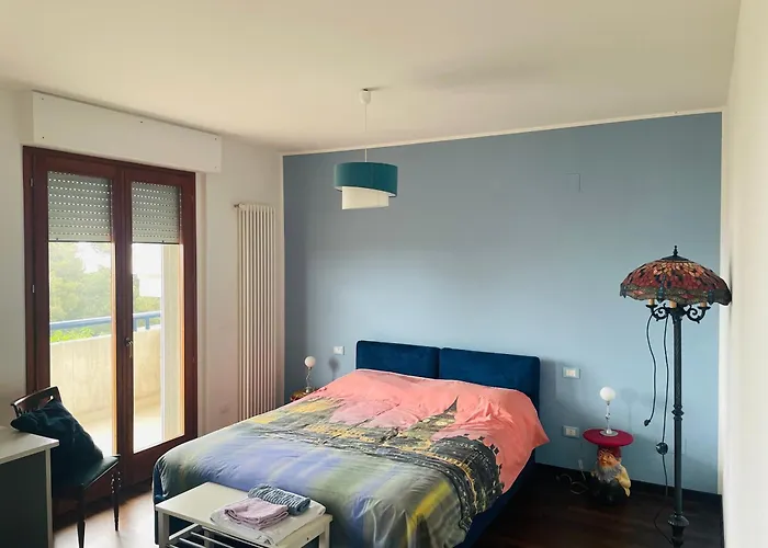 Attico Vista E Fronte Mare Zaffiroblu Con Posto Auto Apartamento Montesilvano Marina